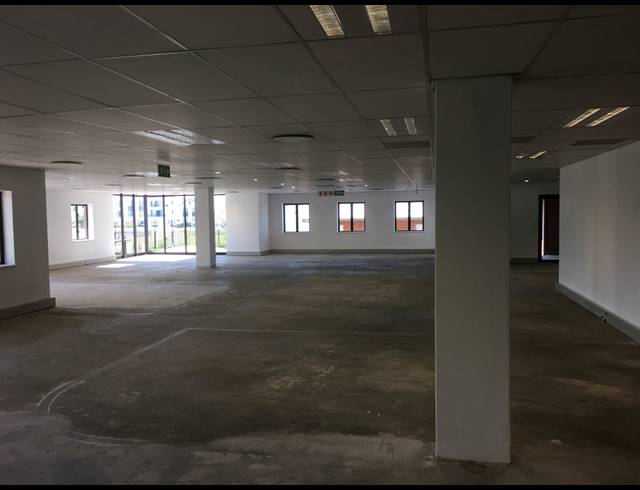 1,250M² OFFICE TO LET IN GREENSTONE HILL